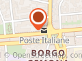 Accanto alla donna